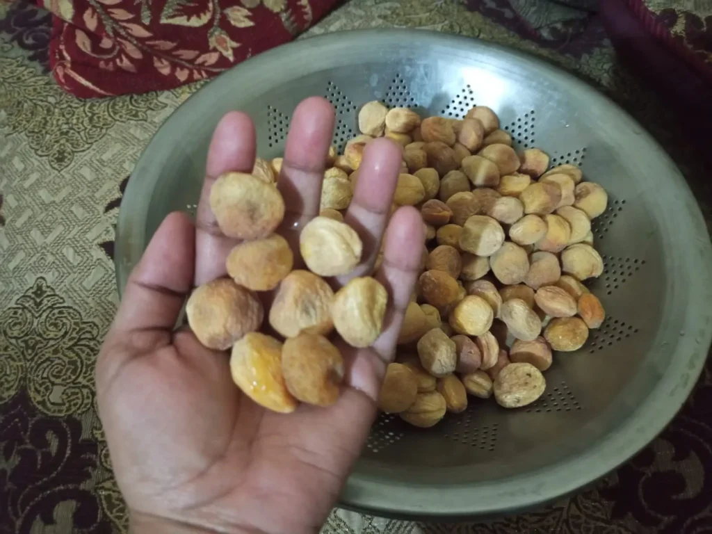 hyderabadi Khubani Ka Meetha is the all-time favourite dessert; the first step is to soaked dried apricots overnight.